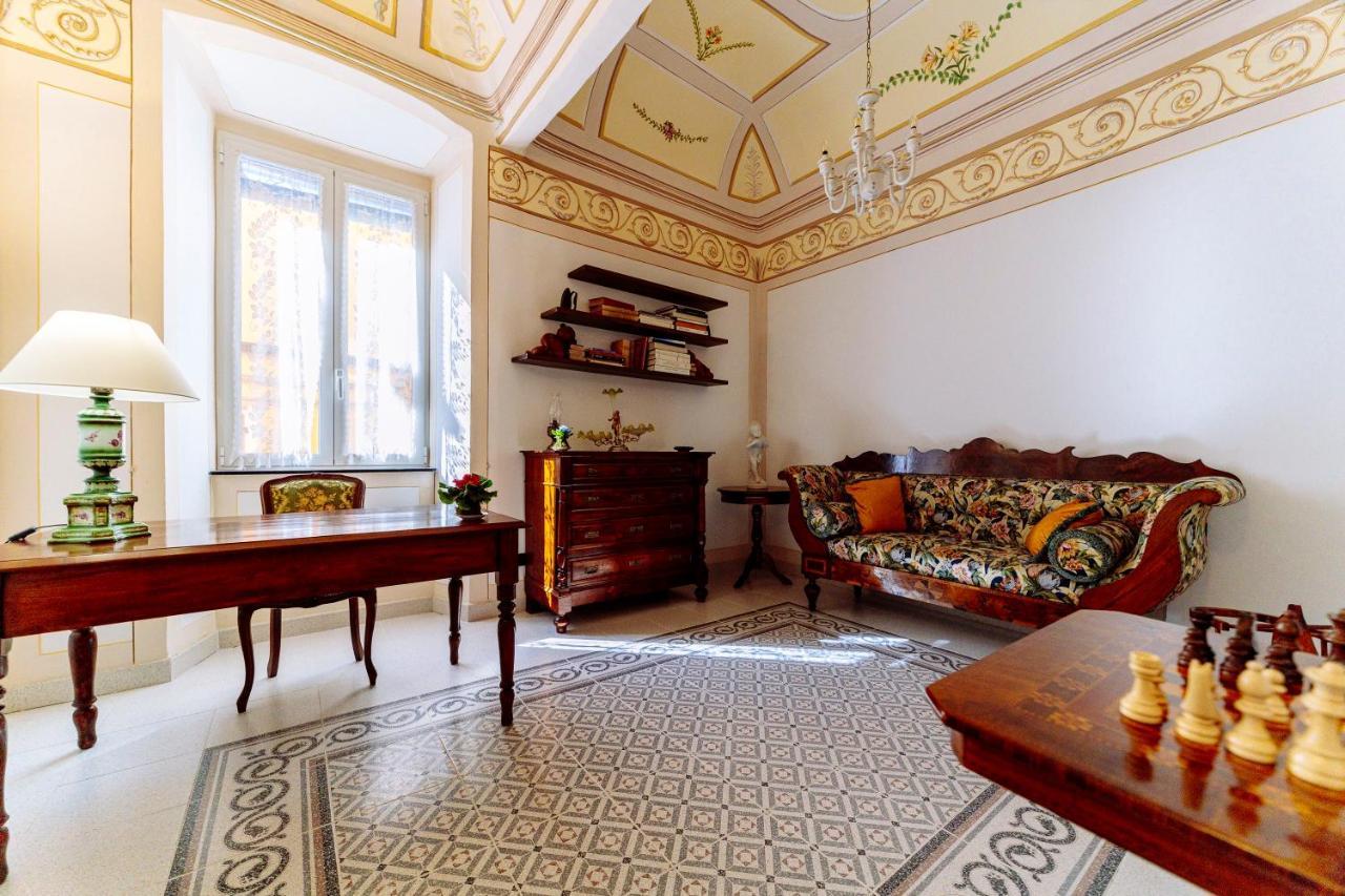 Come Nelle Favole The Classic B&B โตยราโน ภายนอก รูปภาพ