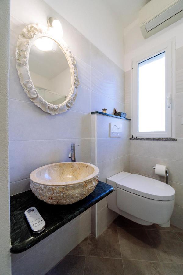 Come Nelle Favole The Classic B&B โตยราโน ภายนอก รูปภาพ